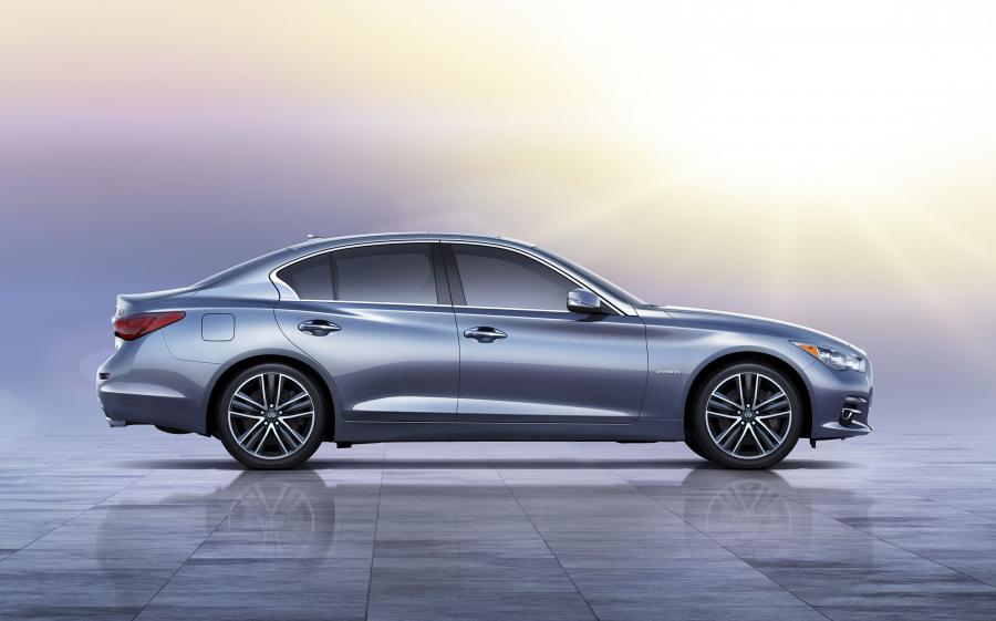  Infiniti Q50 2013 года  (фото 8 из 8)